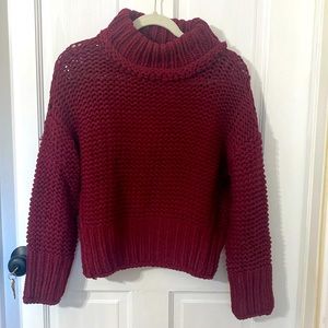 Women’s Free People knit chunky sweater. Maroon in XS